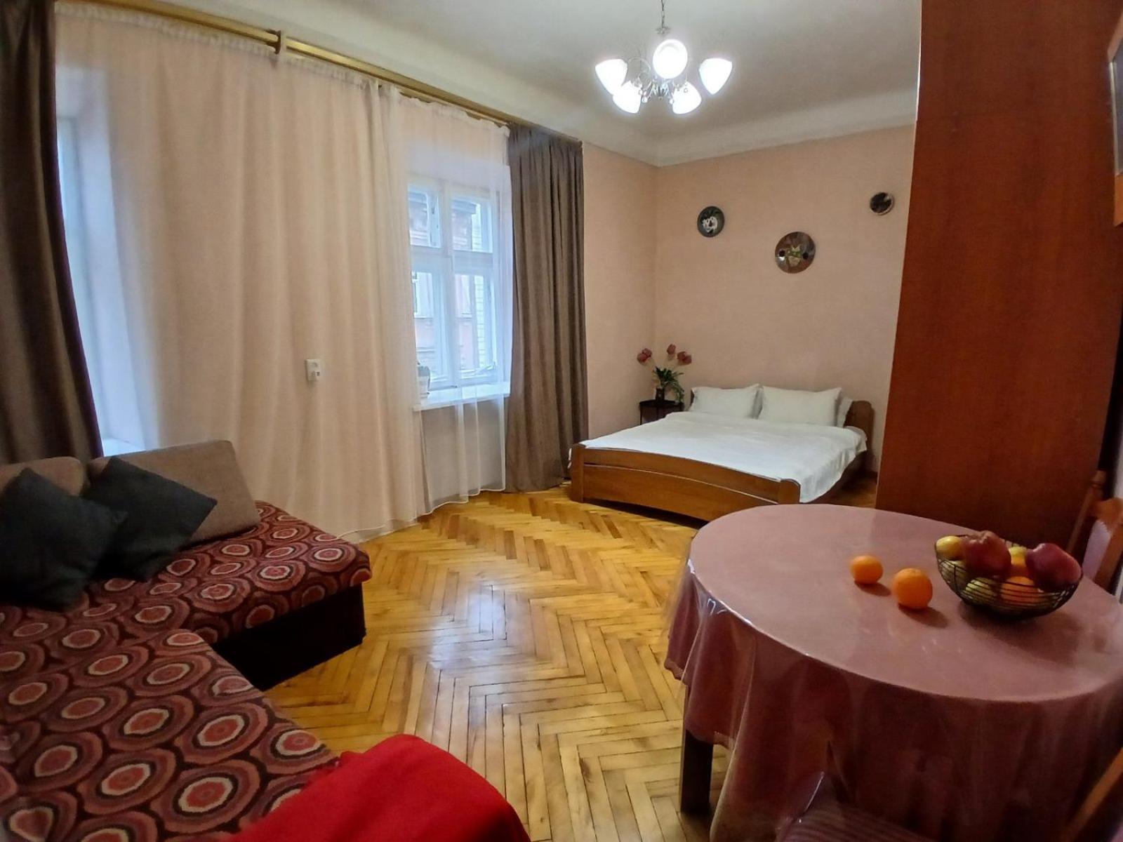 Бюджетная Квартира На Леси Украинки Lviv Eksteriør bilde